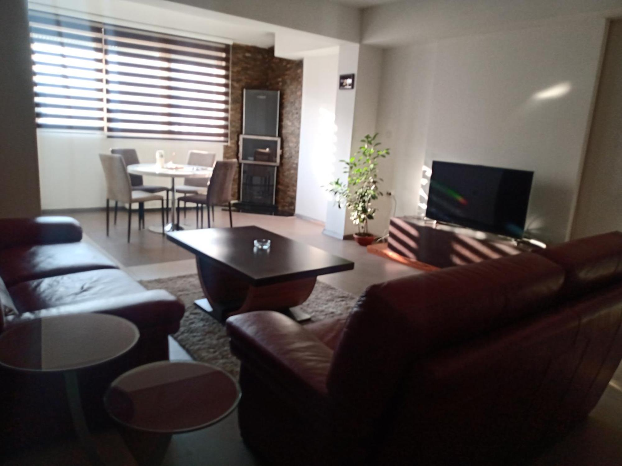 Central Lux Apartment Скопие Екстериор снимка