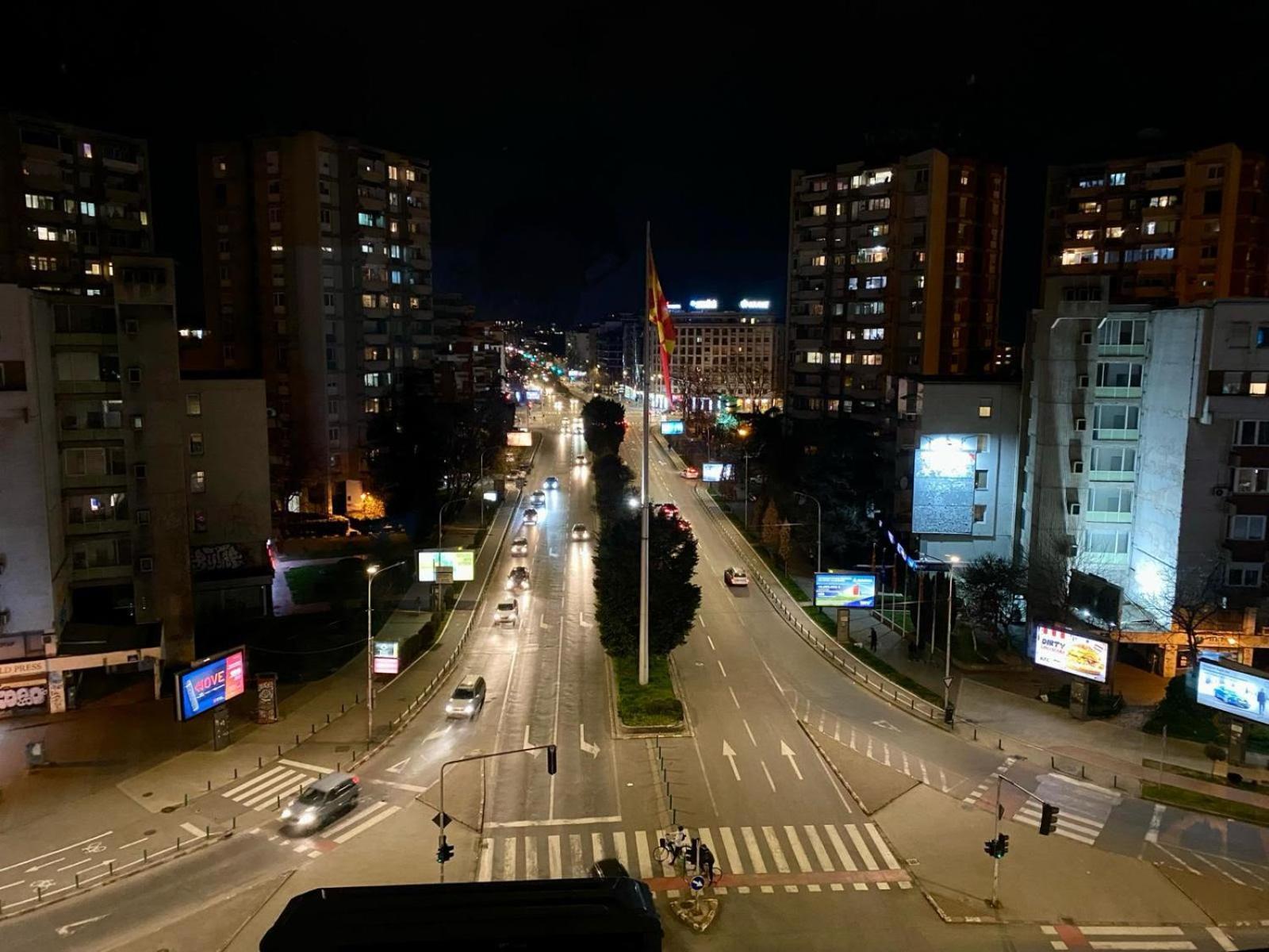 Central Lux Apartment Скопие Екстериор снимка